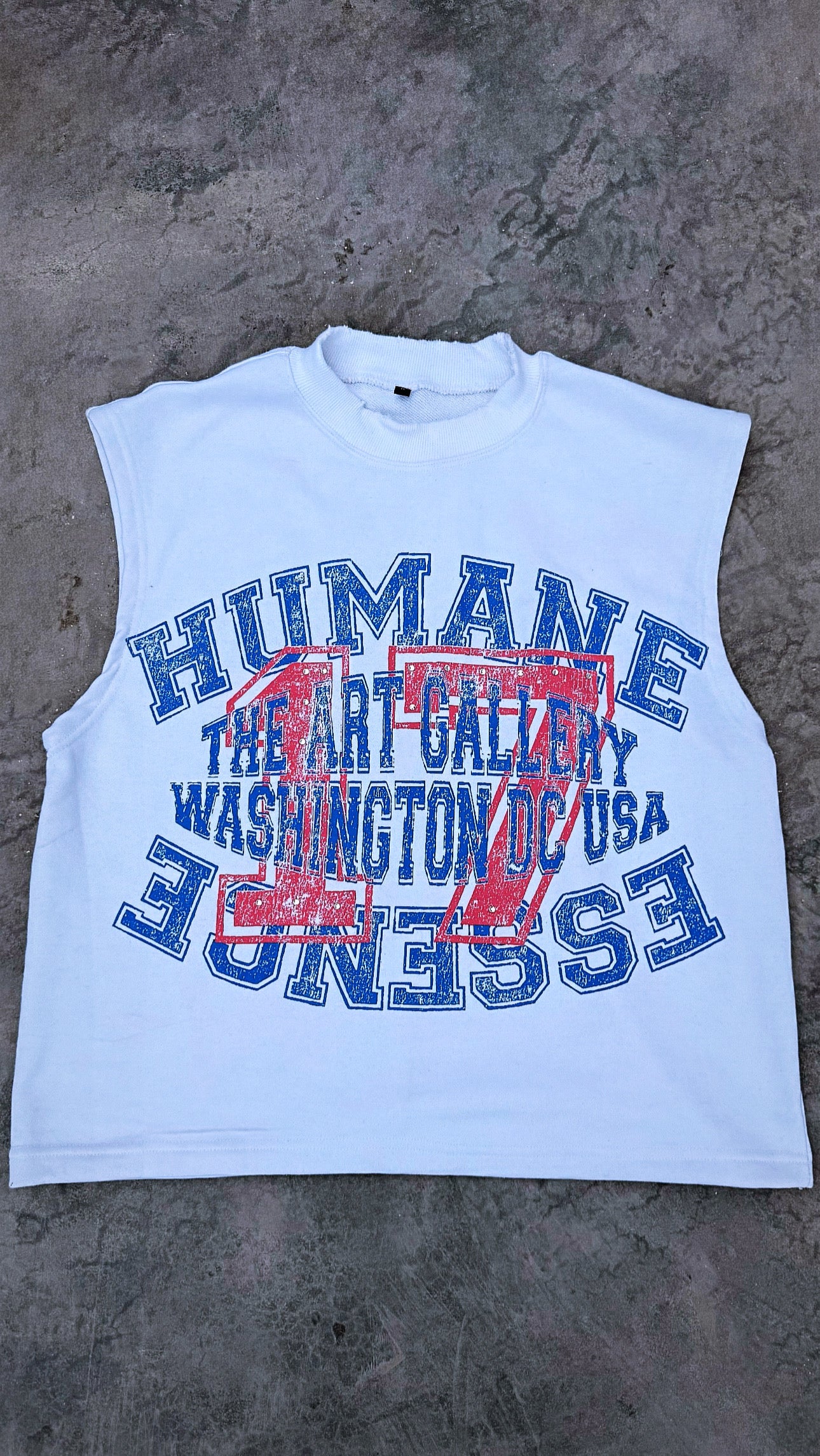 "GALLERY 17" Sleeveless Tee